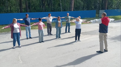 Сотрудники Шадринской ЦРБ вышли на оздоровительную зарядку